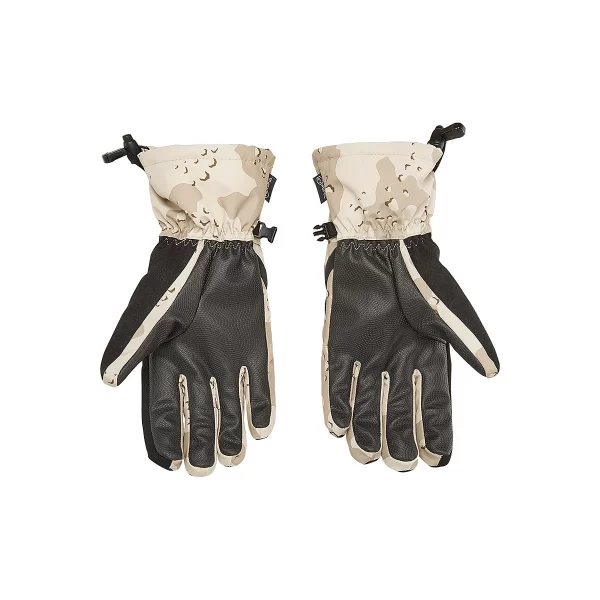 thirtytwo-Lashed-sand2-600x600